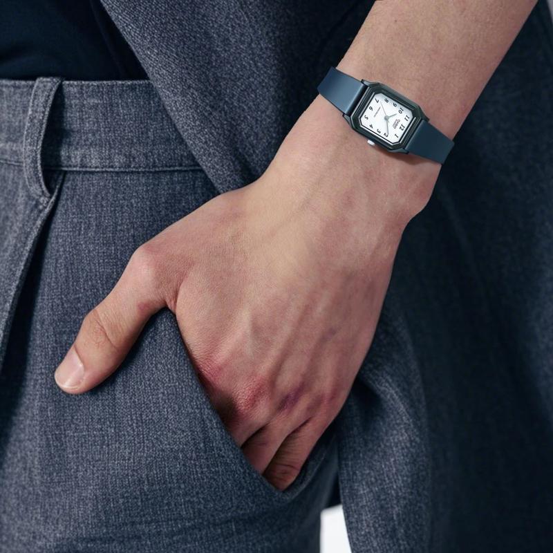 Casio CASIOSTANDARD серия влагозащищенные кварцевый механизм ремешок из смолы японские и корейские часы мужские часы белый циферблат LQ-142-7BJH