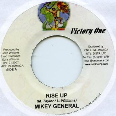 7-дюймовая пластинка MIKEY GENERAL / NICKY SILK, FIRE KE - Rise Up / Free Victory One 2007 Ямайка Регги, Ска и Даб