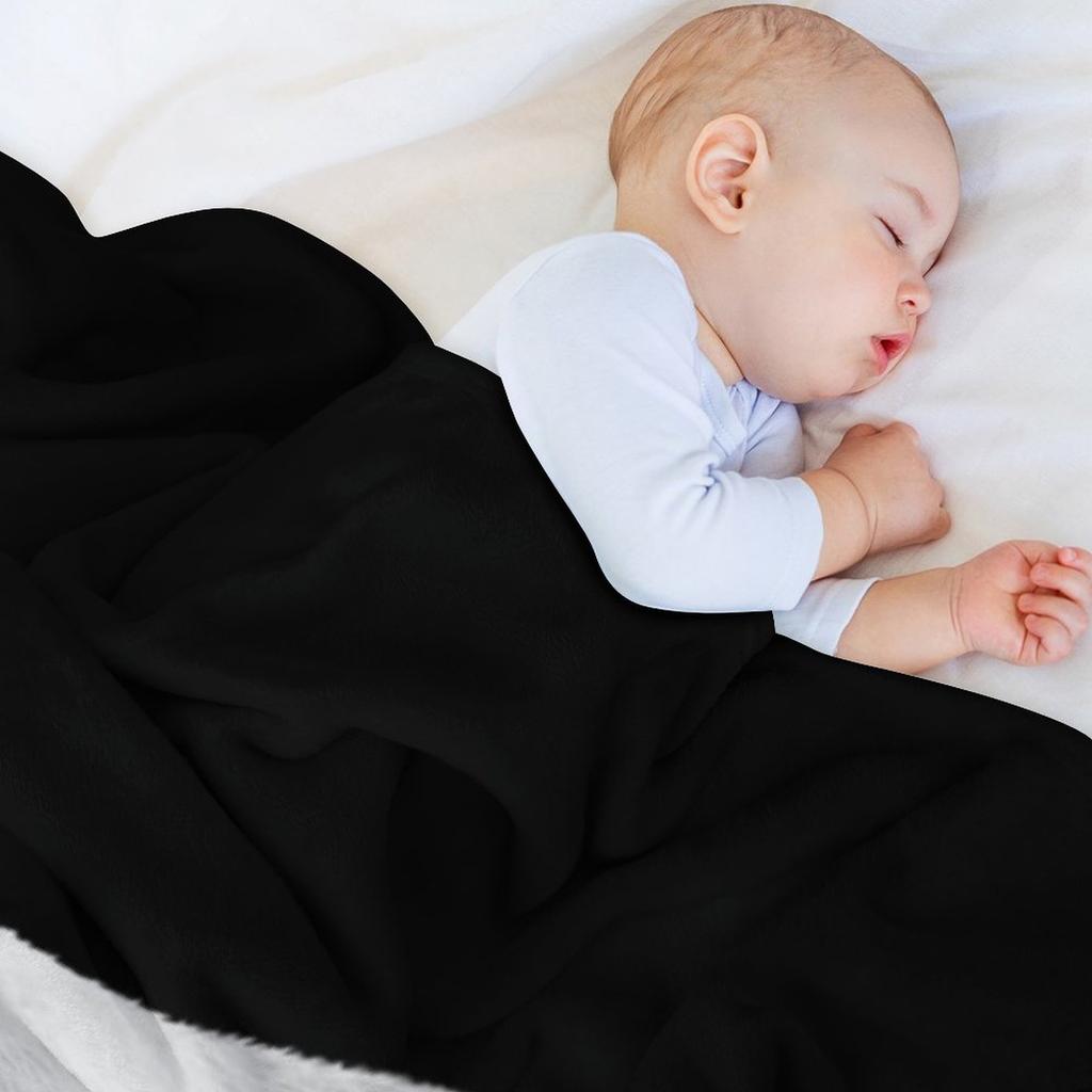 Polar Bear - Giant Polar Bear - Cute Polar Bear Throw Blanket Furrys for Winter Weighted Valentine Gift Ideas Blankets