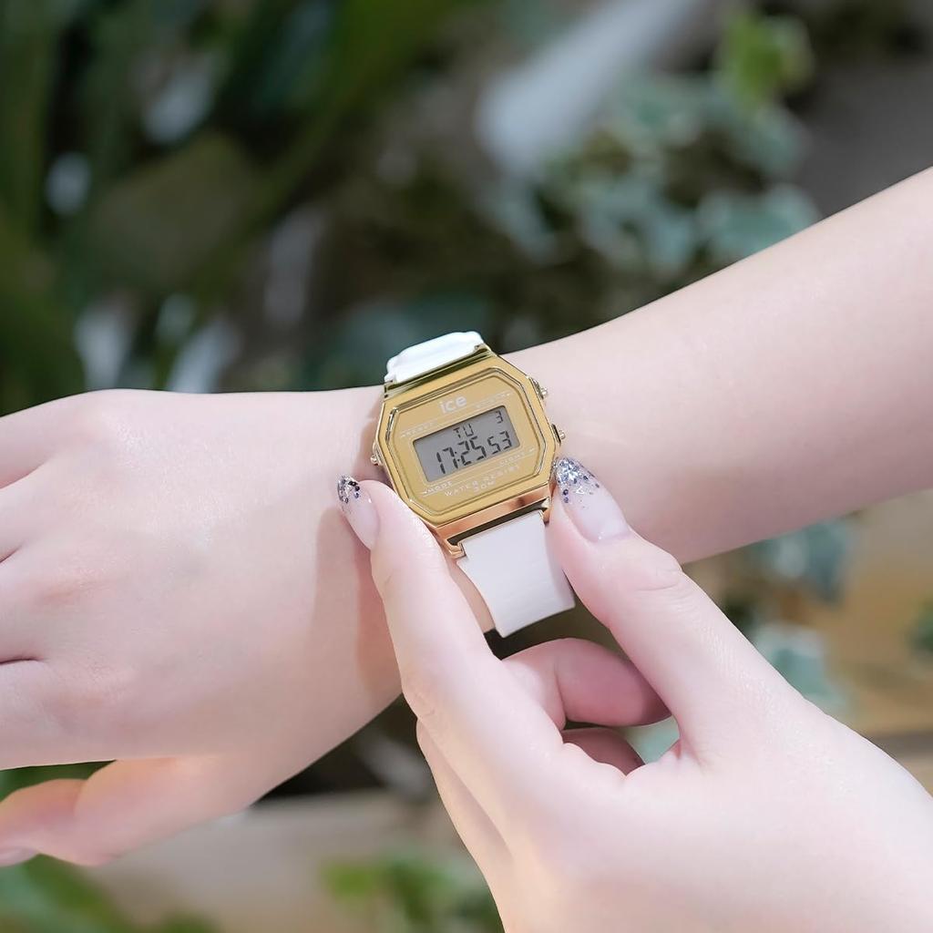 Authorized Distributor Ice Watch Watch 022733 ICE Digit Retro Metal Gold Mirror White Small 32mm Digital [Ice-watch] Men's Women's