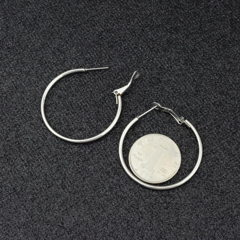 Серьги из нержавеющей стали, простые гладкие кольца, модные и универсальные трендовые женские серьги
