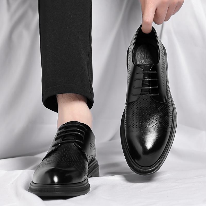 Fashionable Men Leather Hollowed Out Breathable Business Dress Leather Shoes Classic Black Lace Up Comfortable Gentlemen's Shoes