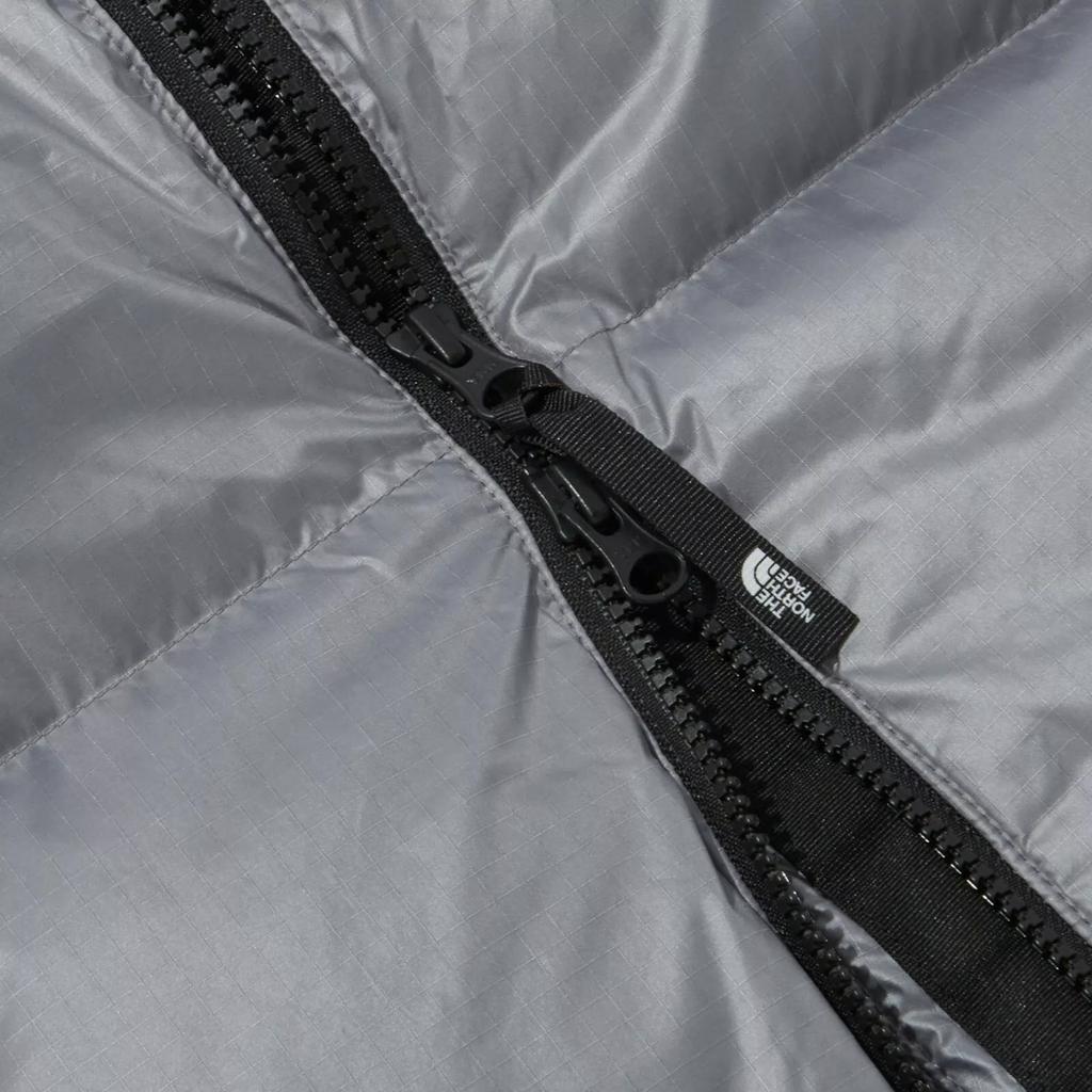 The North Face НОВИНКА Жилет Унисекс Серый NV1DP50L