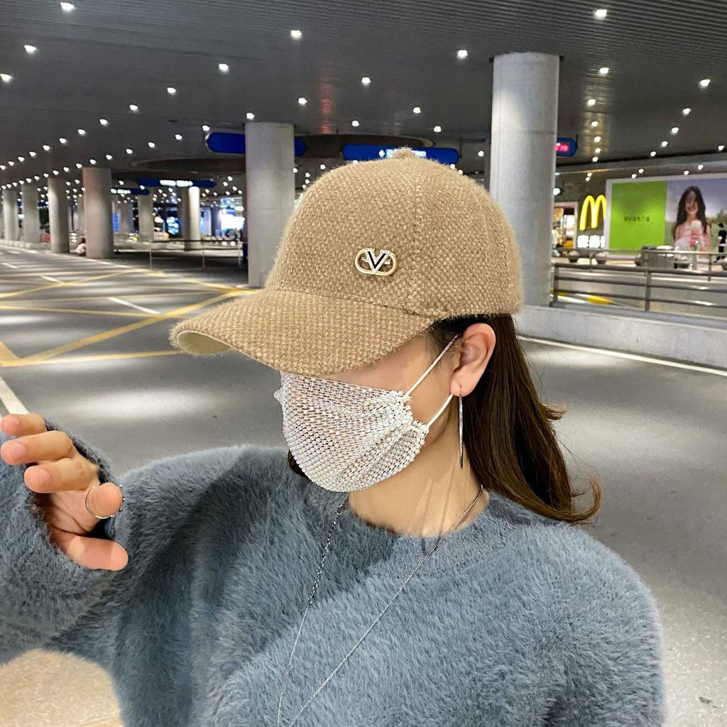 Женская модная бейсболка с вышитыми надписями, мягкая и удобная зимняя шапка для пар