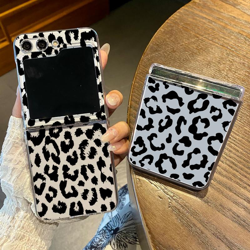 Transparent Leopard Pattern Folding Phone Case For Samsung Galaxy Z Flip 7 6 5 4 3 Hard Cover For Samsung Z Flip7 FE Flip6 Flip5