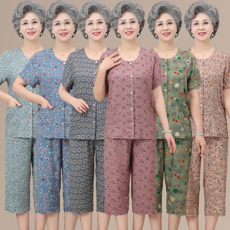 Женские пижамы, топы с короткими рукавами и цветочным принтом, брюки-капри, комплекты одежды для сна