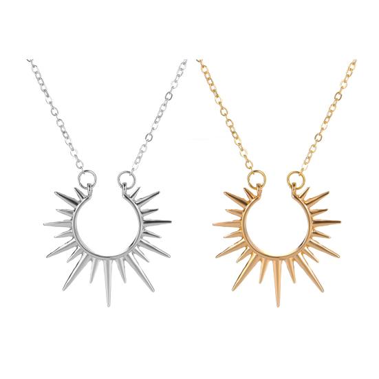 Женское Ожерелье Полое Подвеска Солнце Ретро Сплав Регулируемая Длина Полированное Повседневная Носка Свадьбы Вечеринки Украшения Подарок на День Рождения Ключица Ожерелье