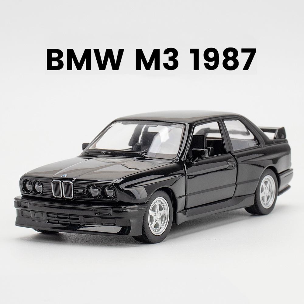 1:36 BMW M3 1987 Car Models Alloy Die-Casting Toys With 2 Doors Opened Pull Back Function Vehicle Toy For Kids Children's Gifts