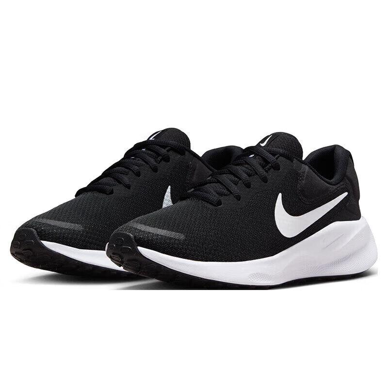 Nike Женские беговые кроссовки Revolution 7
