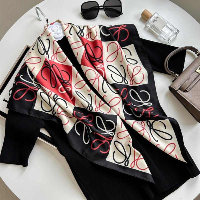 Печатный буквенный высококачественный искусственный шелк женский твил шелковый декоративный женский шелковый шарф