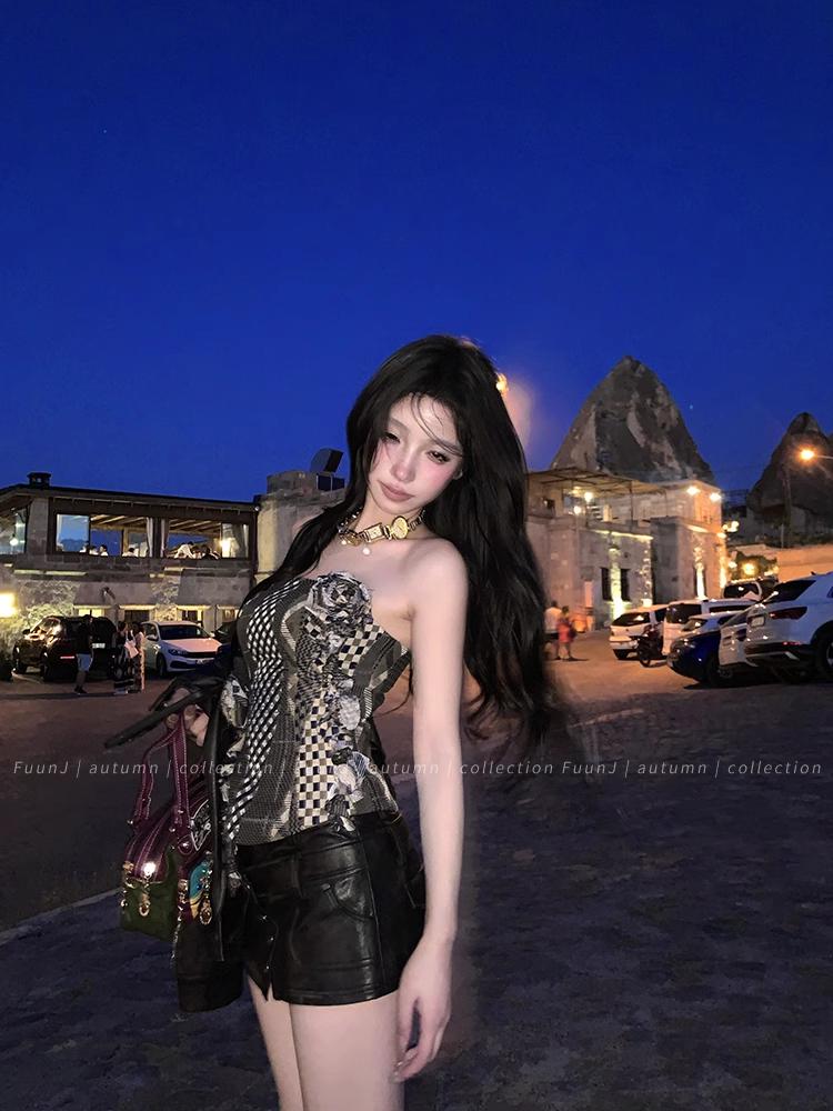 Сексуальная черная короткая юбка из искусственной кожи, женская осенне-зимняя обтягивающая готическая юбка с низкой талией, уличная мода, наряд для горячей девушки 2010 года