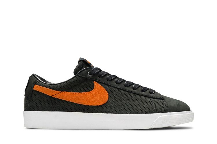 Men's Sneakers Nike SB Zoom Blazer Low GT Cats Paw Saloon Black/Vivid Orange-White