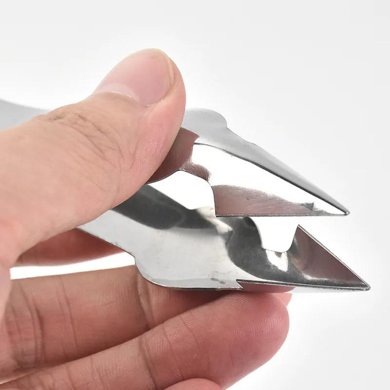 Portable Pineapple Peeler Stainless Steel Pineapple Cutter Corer Clip Ananas Pineapple Slicer for Fruit Salad Kitchen Gadget