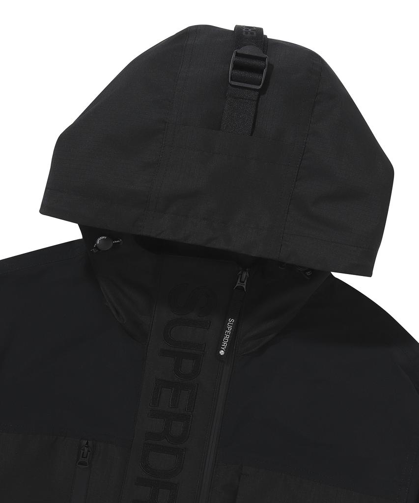 Куртка-ветровка Superdry Signature Черная