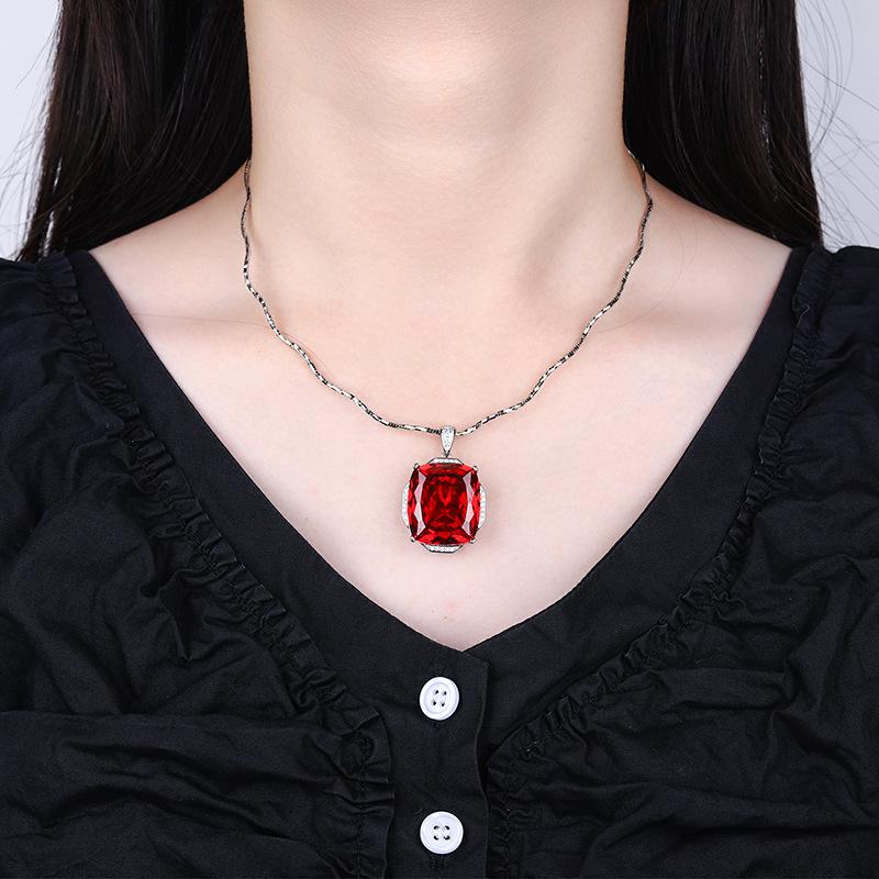 Jewelry Copper Bottom Gold-Plated Simulation Colored Treasure Fat Rectangular 20 * 23 Fashion Pendant Necklace