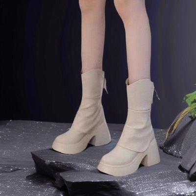 Маленькие мартинсы до середины икры на толстой подошве, увеличивающие рост, с круглым носком, водонепроницаемые, осенне-зимняя женская и мужская европейская/американская мода.