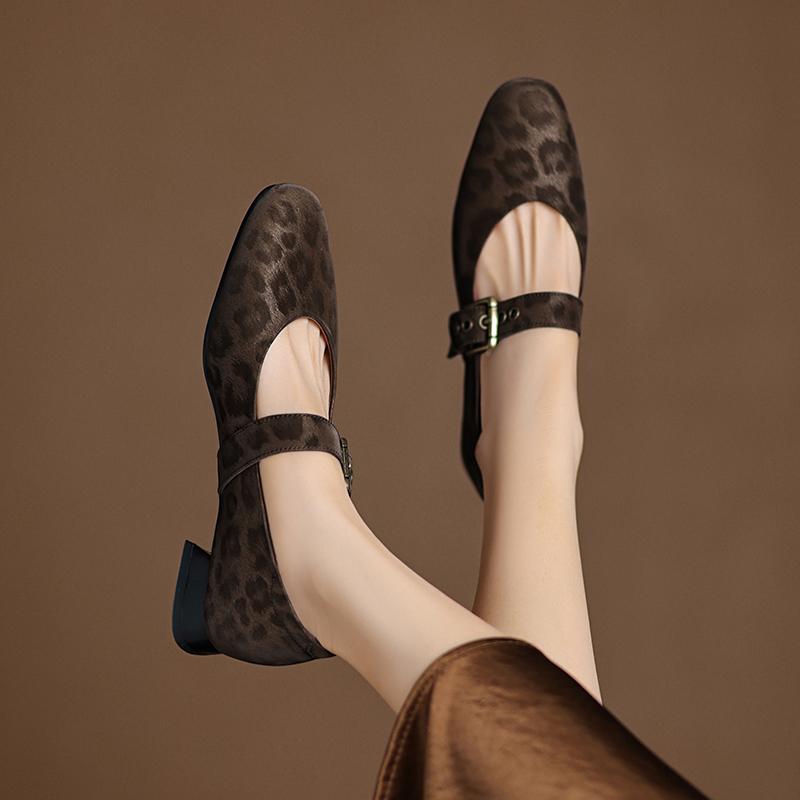 Fashion 2025 New Spring Women Pumps Round Toe Low Heel Shoes Genuine Leather Women Shoes Concise Ladies Mary Janes Shoes Brown Big Size