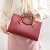 Unique red wedding bag for women 2024 new model, high-end crossbody large-capacity bridal bag, handbag for weddings