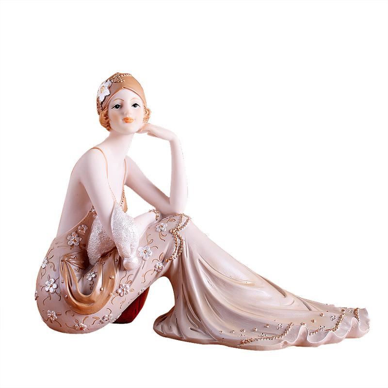 Европейские смоляные статуэтки Аксессуары Девушка Красота Персонаж Дом Гостиная Стол Фигурки Ремесла Украшение Свадебные Подарки на День Рождения