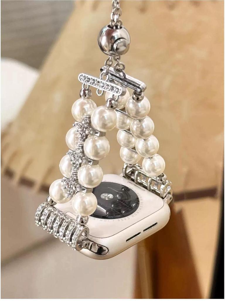 Apple Watch S8 Strap: Pearl Agate with Diamond Detail and Retractable Chain