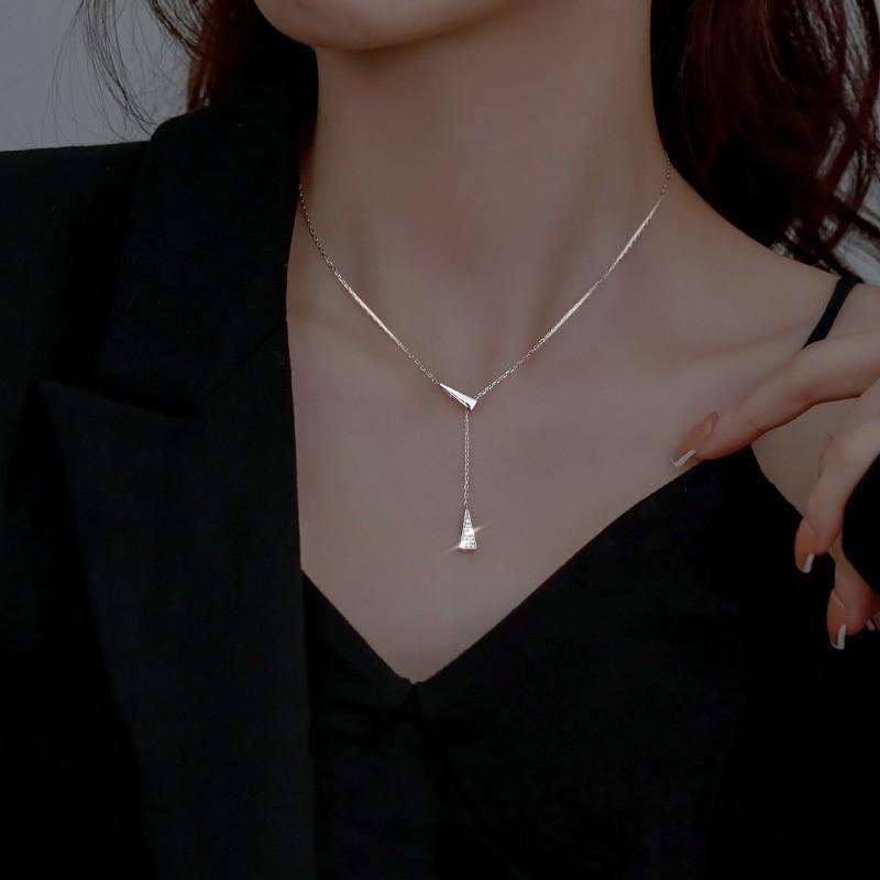 Геометрическое ожерелье с кисточками и треугольниками для женщин, высококачественное летнее универсальное нишевое женское ожерелье