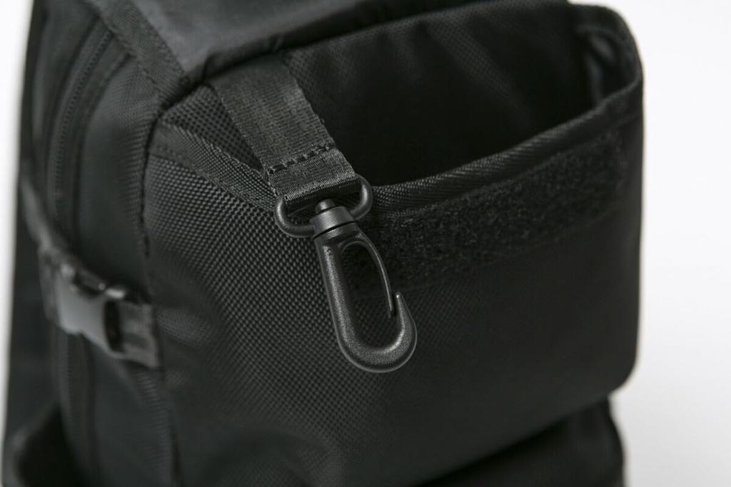 Sling Body Bag Backpack Black FREE SLING BODY BAG BLK 251 [New Era]