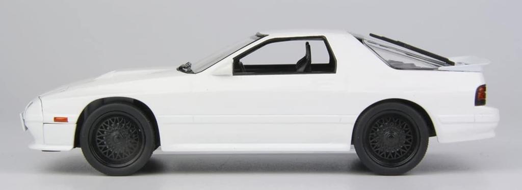 Mazda Savanna FC3S Crystal White Plastic Model Kit MN07 PLATZ/MONO 1/32 RX-7 Pre-Colored (Automobile)