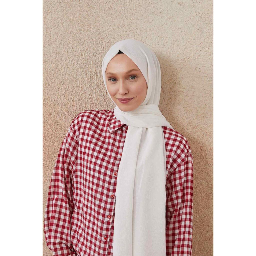 Spruce Hijab White