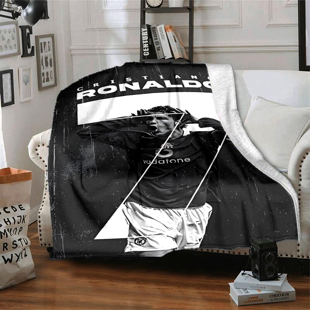 1Pc Ronaldo'S Legacy Black White Flannel Blanket, Soft And Comfortable, Casual Warm, Camping Travel, Christmas, Halloween Xmas Gift N1375