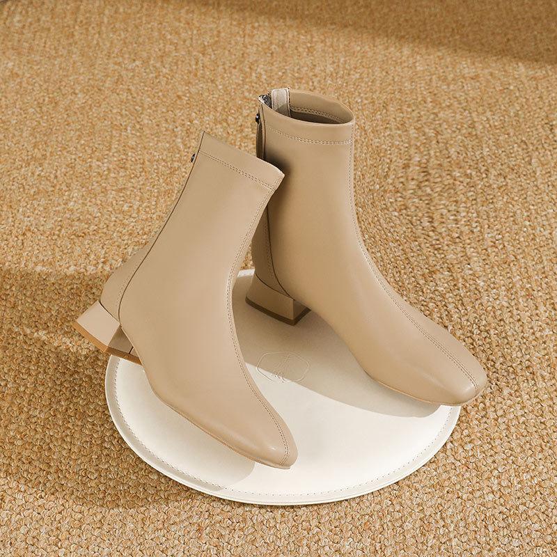 Французские маленькие короткие ботинки женские весенне-осенние одинарные ботинки 2024 новые на низком каблуке средней высоты темпераментный квадратный носок толстый каблук тонкие ботинки