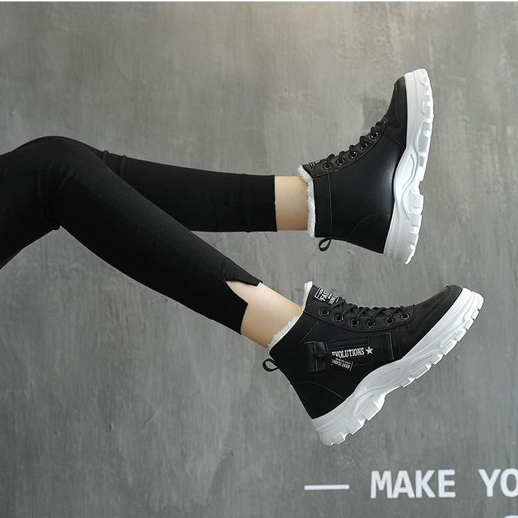 Winter Boots Women Ankle Boots Warm PU Plush Winter Woman Shoes Sneakers Flats Lace Up Ladies Shoes Women Short Snow Boots