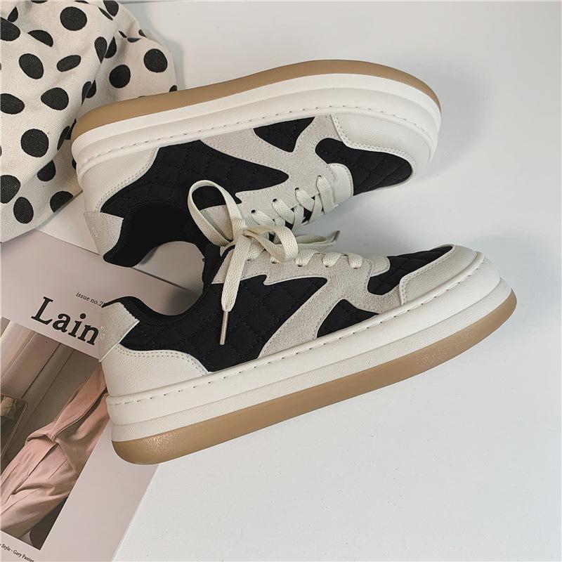 Дизайнерская обувь для женщин Зимние кроссовки для скейтбординга Белые туфли на танкетке Вулканизированная обувь Новая мода Весна Комфортная женская обувь на платформе