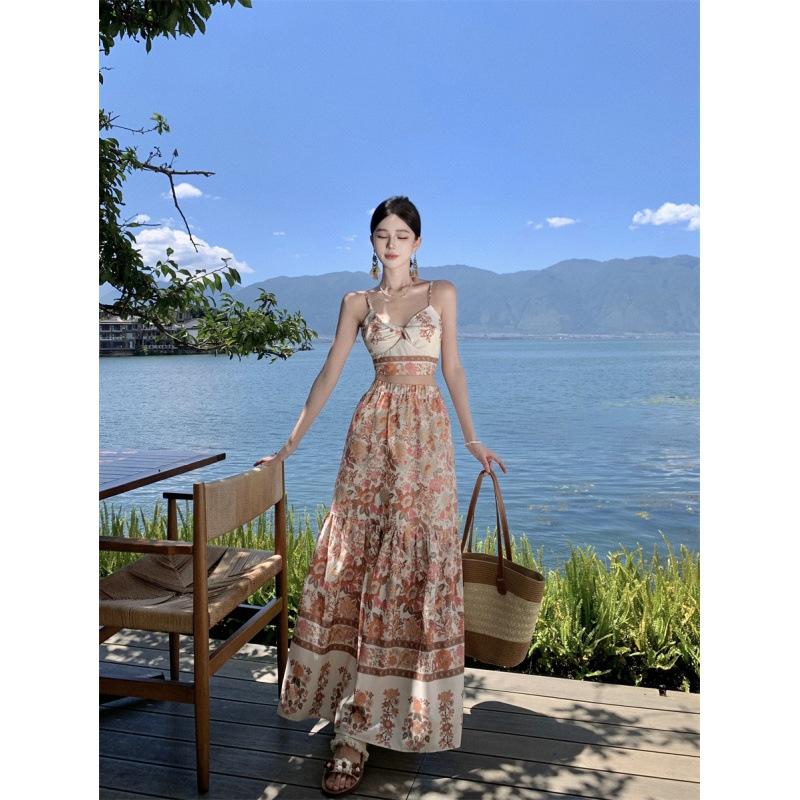 Women's Summer Temperament Camisole Tank Top Seaside Holiday Halter Skirt Set