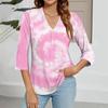 Women's V-neck Gradient Print Three-quarter Sleeve Fashion Top