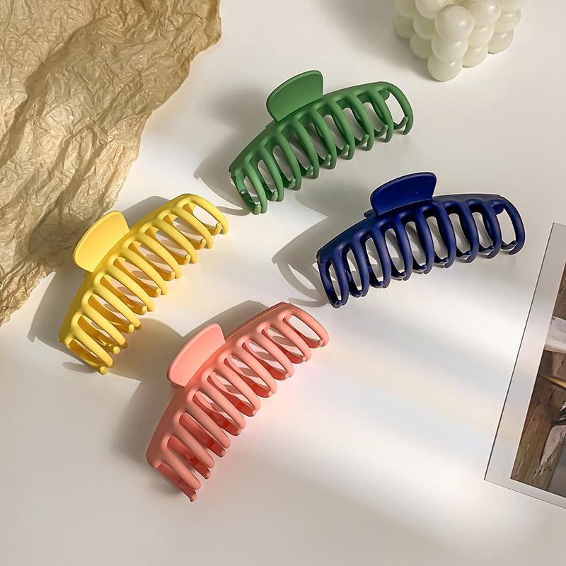 New Frosted Keel Shape Hair Clips Women Korean Simple Head Fixed Shark Clip Ponytail Fashion Hairpin Girls Hair Accessories