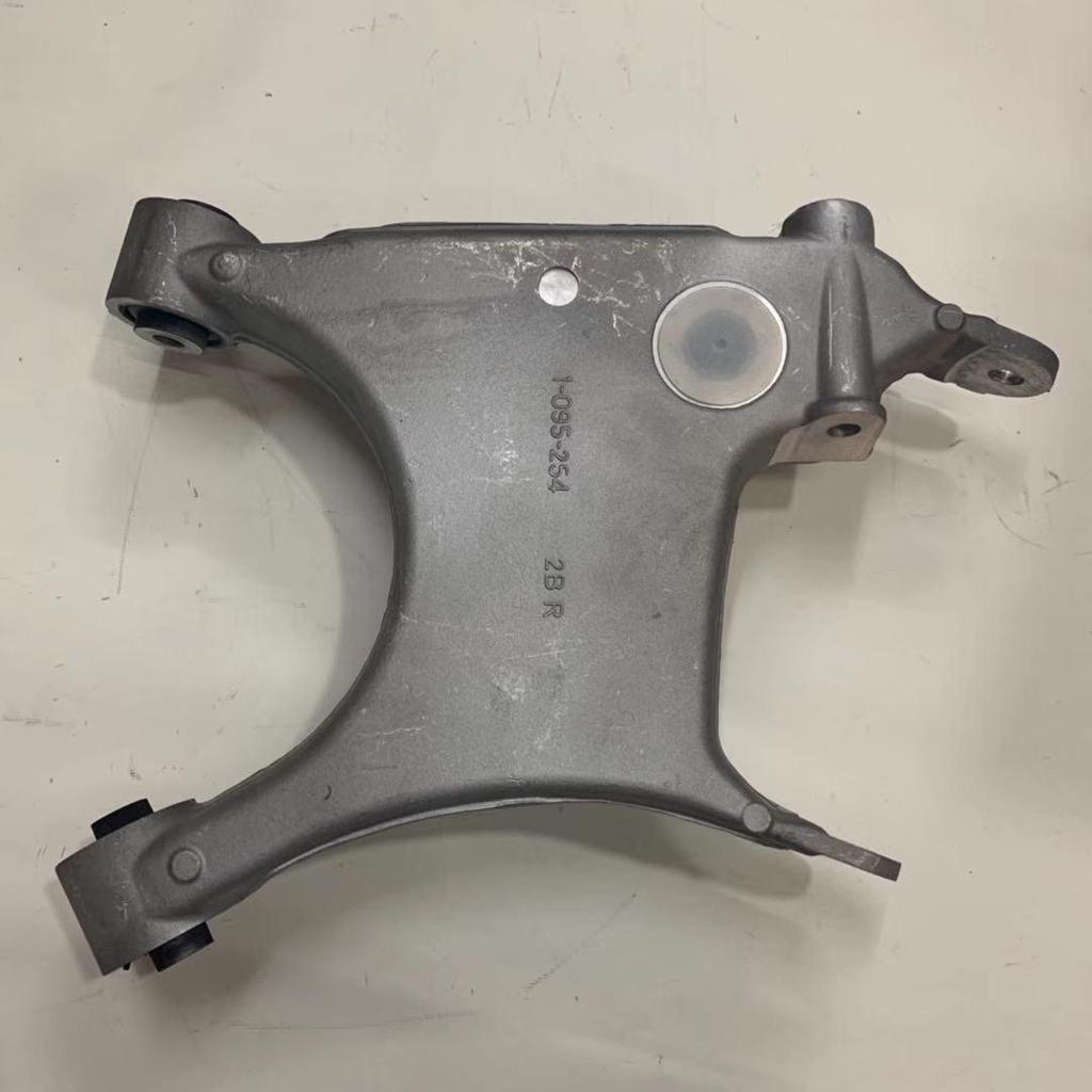 Задний нижний алюминиевый рычаг для BMW X5, модель 33326770744