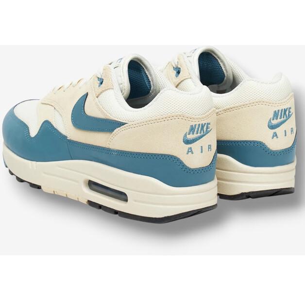 Кроссовки Nike Air Max 1 Essential