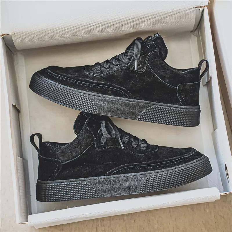 Men's Retro Low-Top Sneakers: Trendy Solid Color Casual Sports Shoes for Spring and Autumn