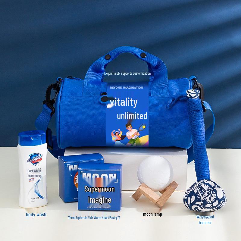 Спортивная сумка с индивидуальным логотипом: Практичный бизнес-подарок для тимбилдинга и праздничного поощрения сотрудников или клиентов.