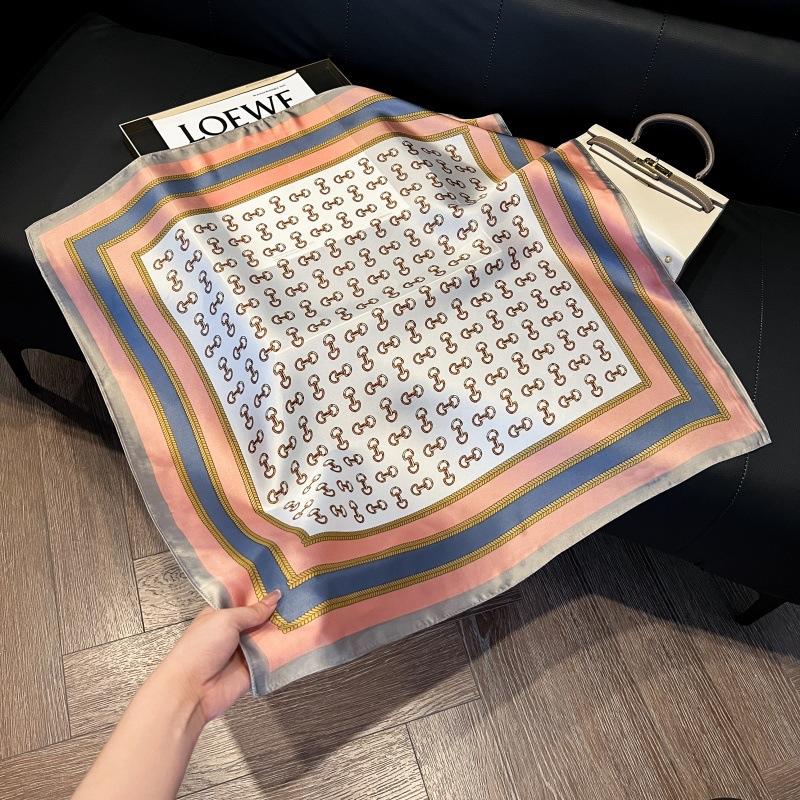 Spring and summer new Korean fashion sweet polka dot simulation silk small square scarf women's thin sunscreen silk scarf decorative small scarf