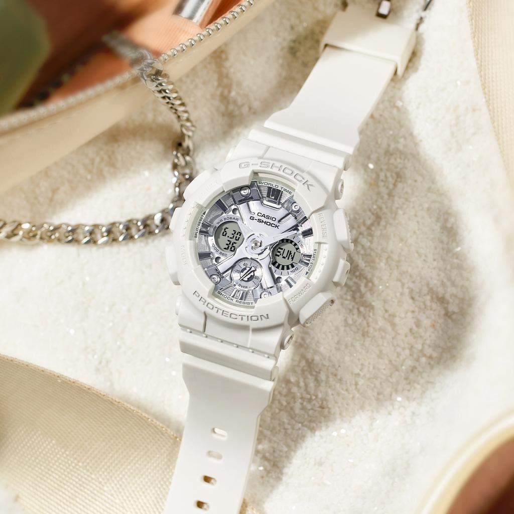 Casio Часы с кварцевым механизмом Женские часы Серебристый циферблат GMA-S120VA-7APR-