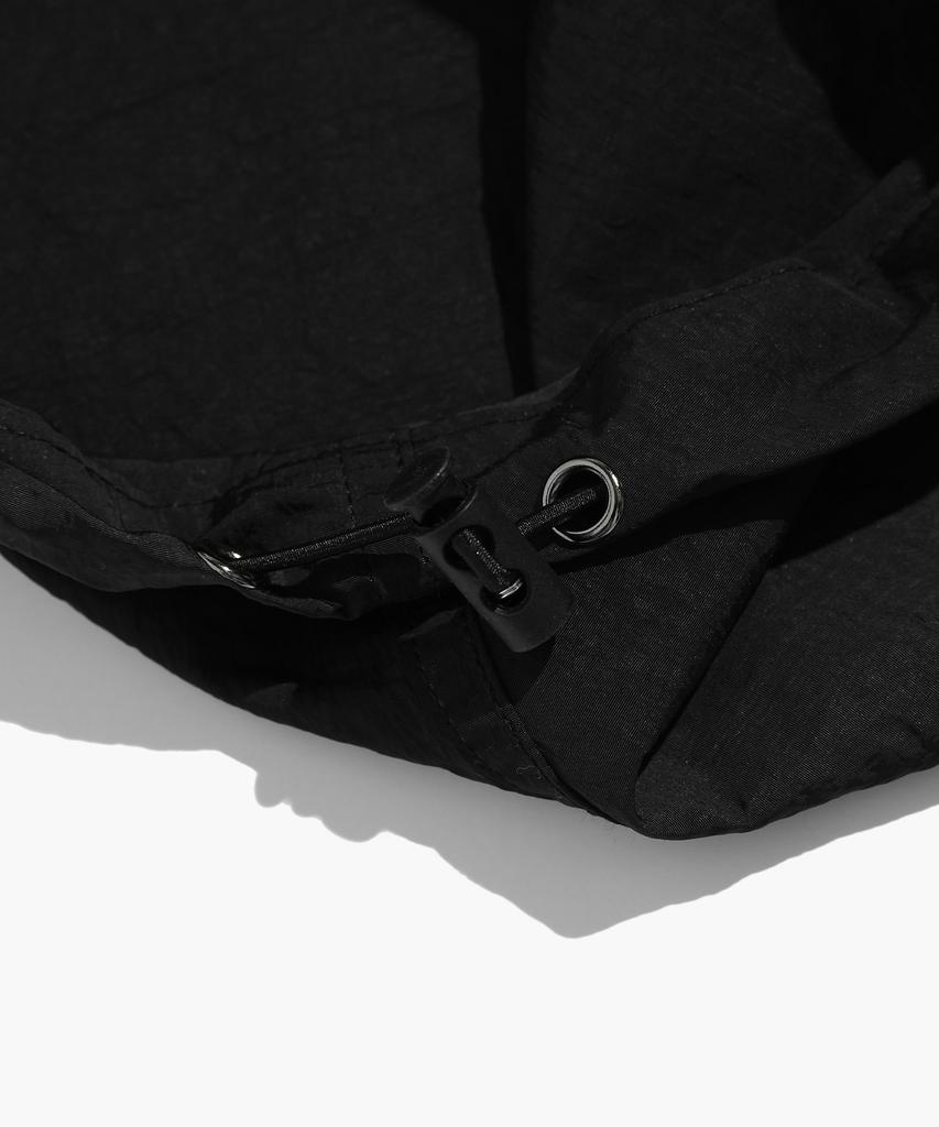 ISTKUNST Lowrise Parachute Pants_Black(Ik2Dmmpa11A)