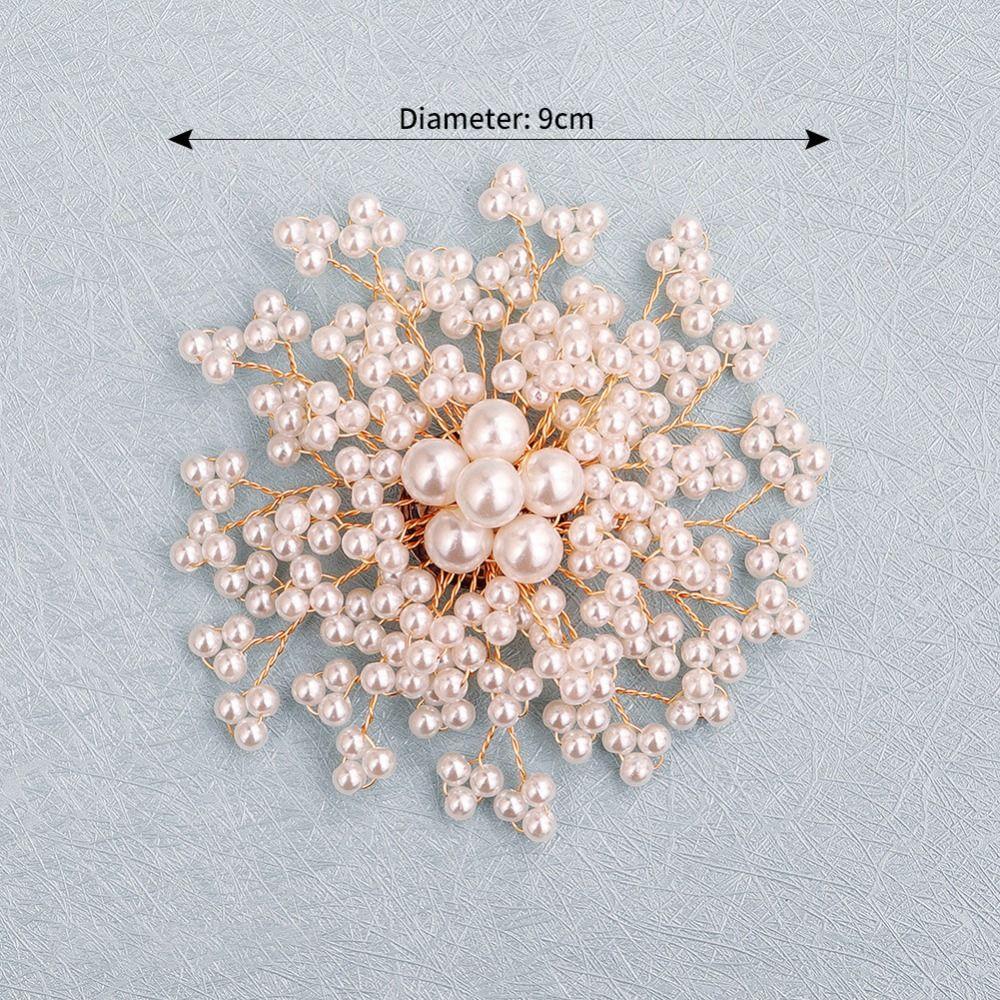 Korean Style Pearls Badge Exquisite Luxury Sense Brooch Jewelry Accessories Suit Collar Pin Daily