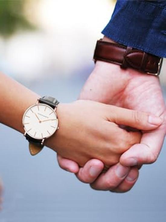 Watch Hannah Martin Simple Fashion Casual Business Watch Japanese Quartz Movement 40mm Dial Genuine Leather Band Unisex and Men's (Black White)