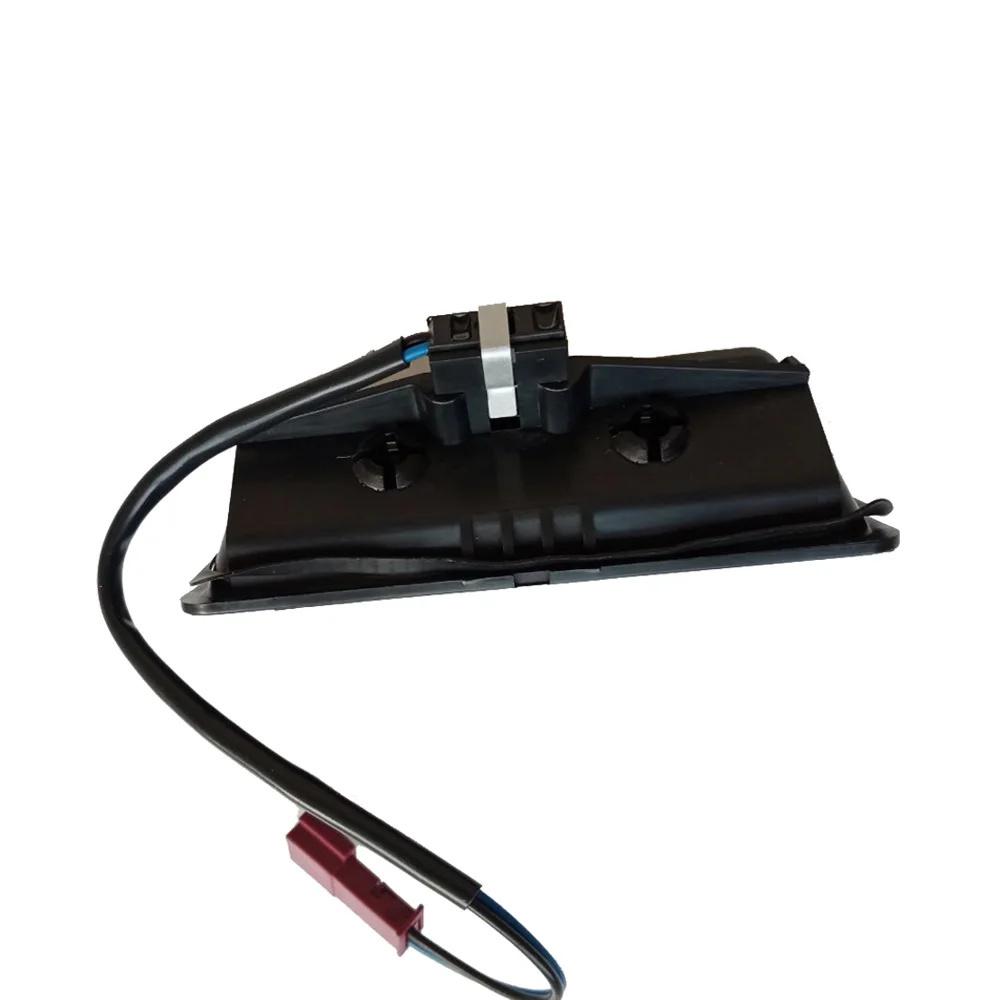 1x Trunk Lock Push Button Handle Switch 51248168035 For BMW 5 Series E39 E60 E61