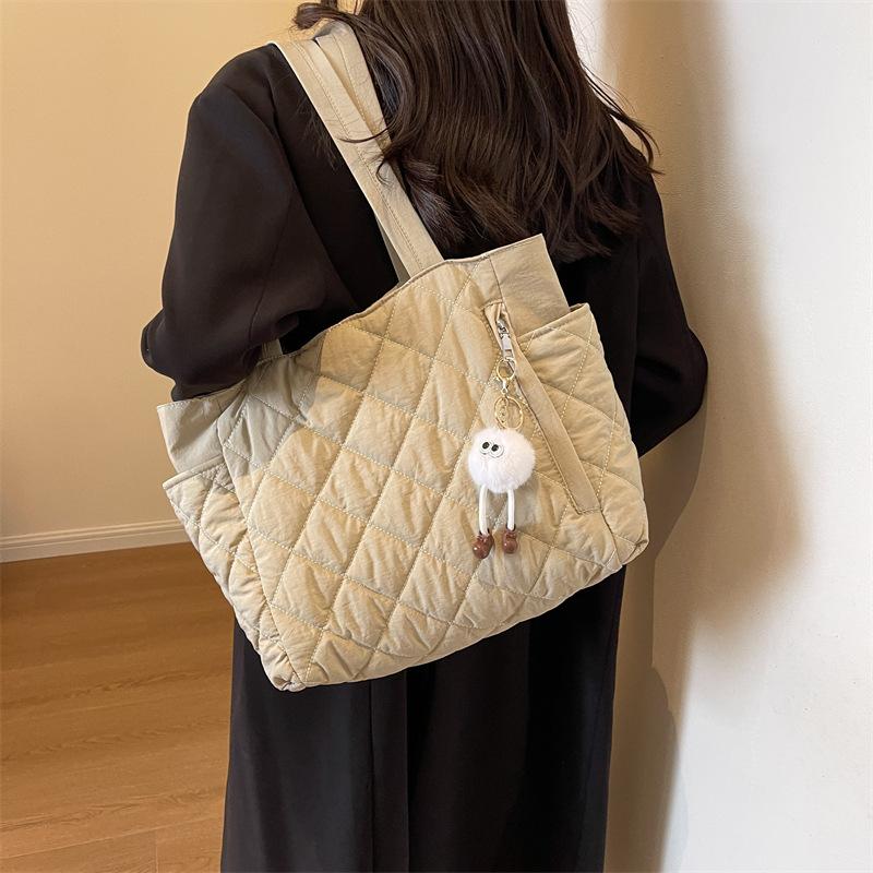 Yogodlns Women Padded Casual Handbag Adjustable Strap Diamond Quilted Tote Bag Padding Shoulder Bag Slouchy Travel Bag