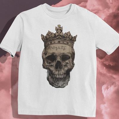 Crowned Skull T-Shirt: Gothic Royalty Art, Edgy Streetwear