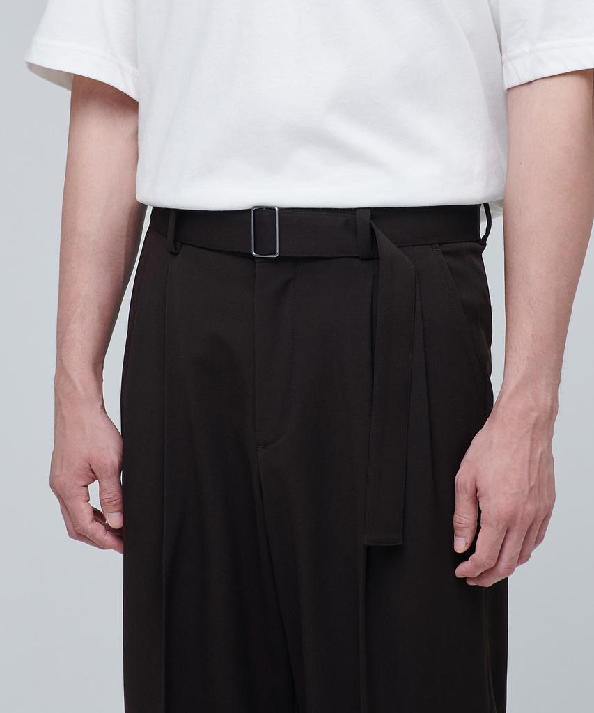 MUSINSA STANDARD Real Wide Belted Slacks [Dark Brown]