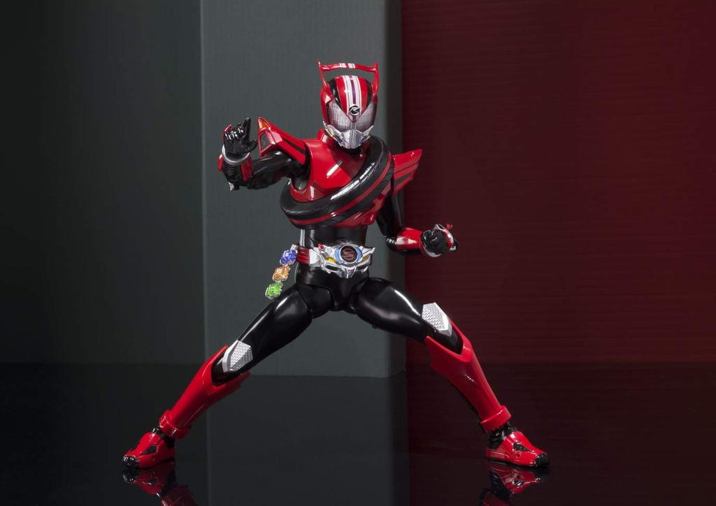 TAMASHII NATIONS Kamen Rider Тип привода Скорость Kamen Rider Kicks 145 мм окрашенная подвижная фигурка SHFiguarts -20 Ver.- Приблизительно. ПВХ и АБС