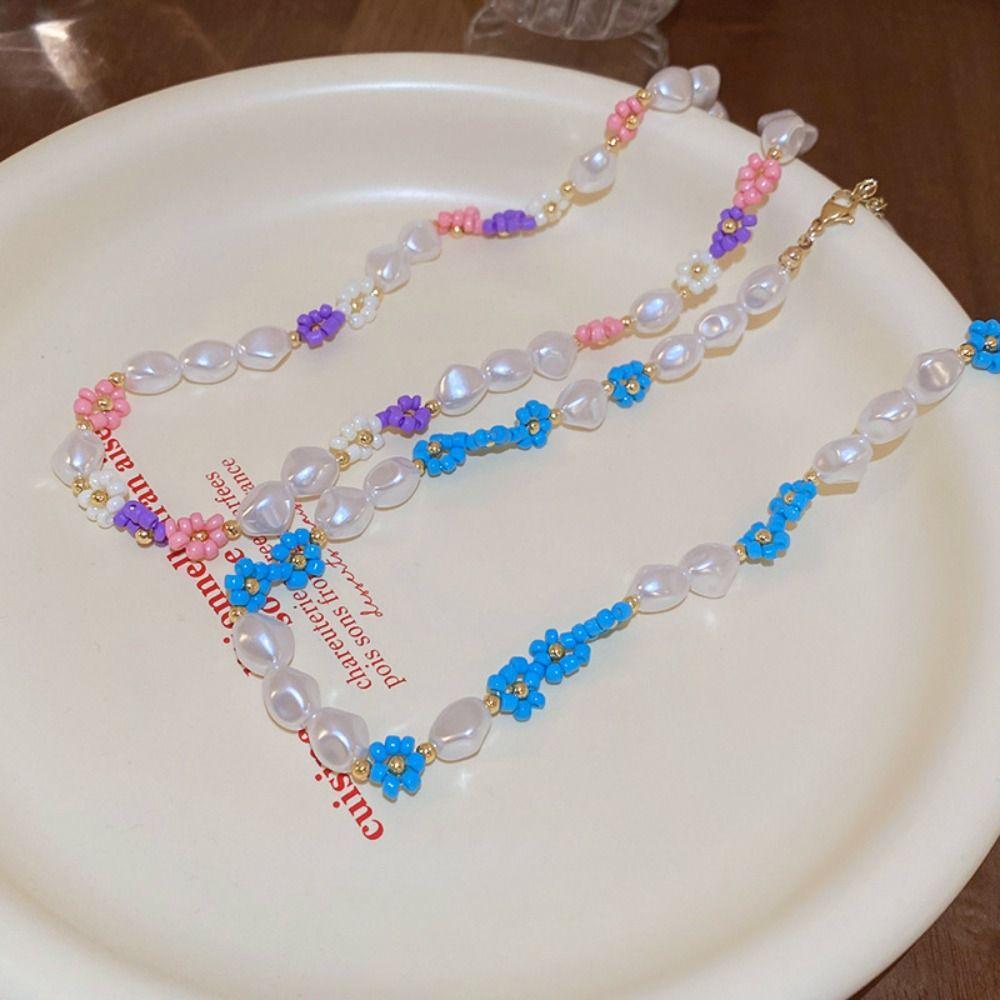 Korean Style Rice Bead Necklace Bead Flower Pearls Clavicle Chain Cute Daisy Bracelet Women